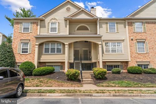 apt-102-8151 Bayonet Way, MANASSAS, VA, 20109-2784 | Card Image