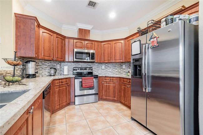 0 - 15171 Sw 13th Ter, House other with 4 bedrooms, 3 bathrooms and null parking in Miami FL | Image 11