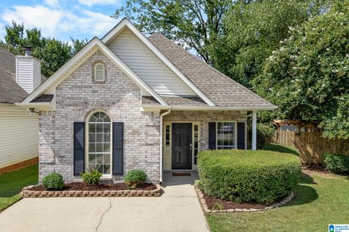 9305 Brook Forest Cir, HELENA, AL, 35080-3452 | Card Image