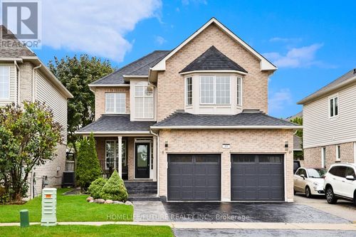 89 Eric Clarke Drive, Whitby (Rolling Acres), ON, L1R2T6 | Card Image