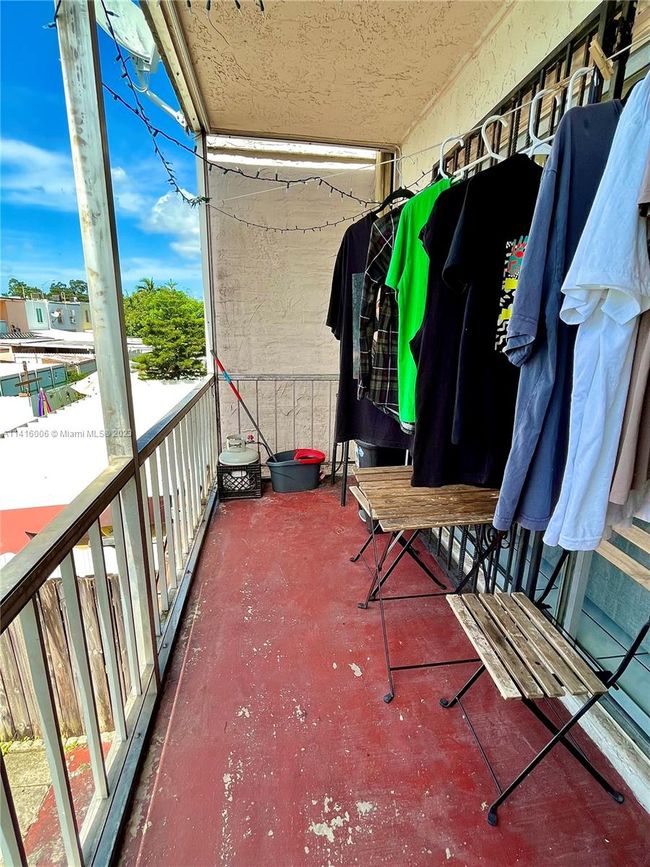 857 W 79 Th Pl, House other with 3 bedrooms, 3 bathrooms and null parking in Hialeah FL | Image 32
