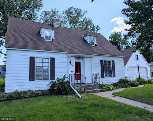 205 5th St S, Sauk Centre, MN, 56378-1516 | Card Image