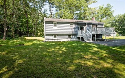25 Bartlett St, Kingston, NH, 03848-3202 | Card Image