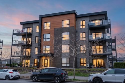 304-405 Av. De La Belle-Dame, La Prairie, QC, J5R0N4 | Card Image
