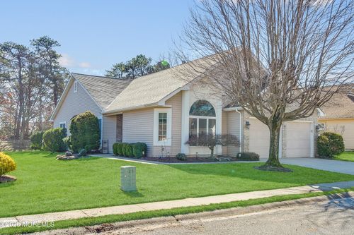 2279 S Chanticleer Ct, Toms River, NJ, 08755-1820 | Card Image