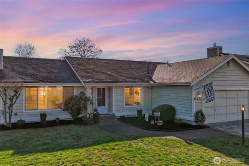 922 130th Street E, Tacoma, WA, 98445 | Card Image