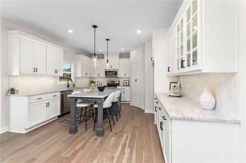 20774 Emerald St, Spring Hill, KS, 66083-7710 | Card Image