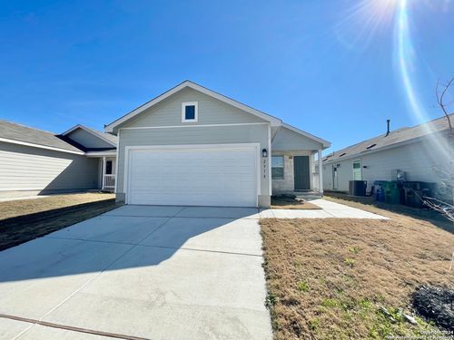 2918 Gustavo Dr, Converse, TX, 78109-1876 | Card Image