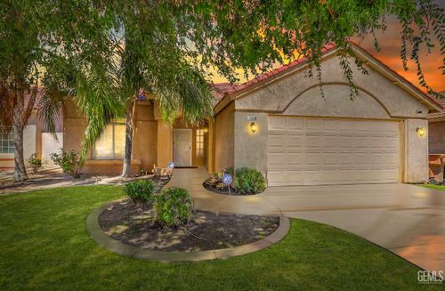 10518 Tivoli Ct, Bakersfield, CA, 93311-2208 | Card Image