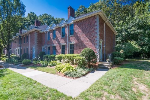 h-20 Mansion Woods Dr, Agawam, MA, 01001-2398 | Card Image