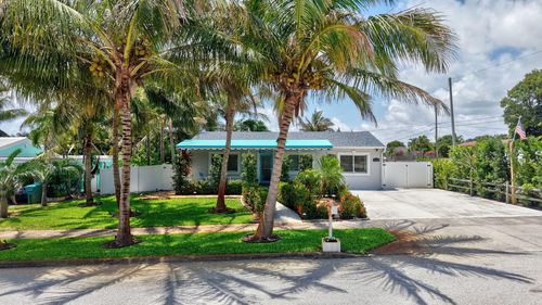 468 W Ocean Ave, Boynton Beach, FL, 33435-4460 | Card Image