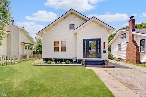 238 17th Ave, Beech Grove, IN, 46107-1132 | Card Image