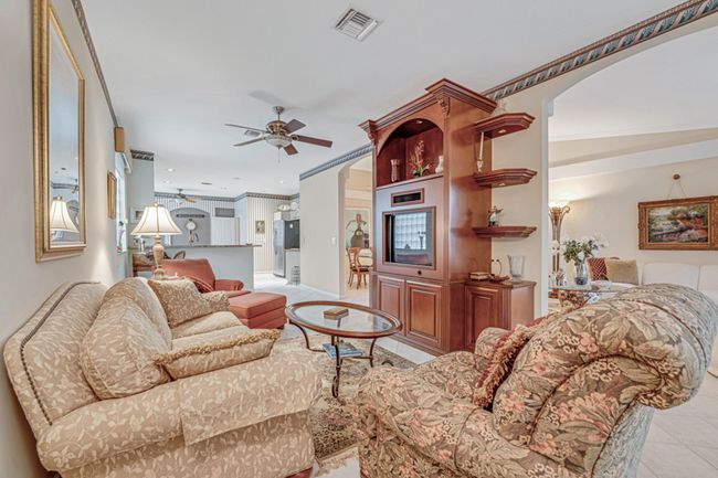 9684 Arbor View Dr N, House other with 2 bedrooms, 2 bathrooms and null parking in Boynton Beach FL | Image 10