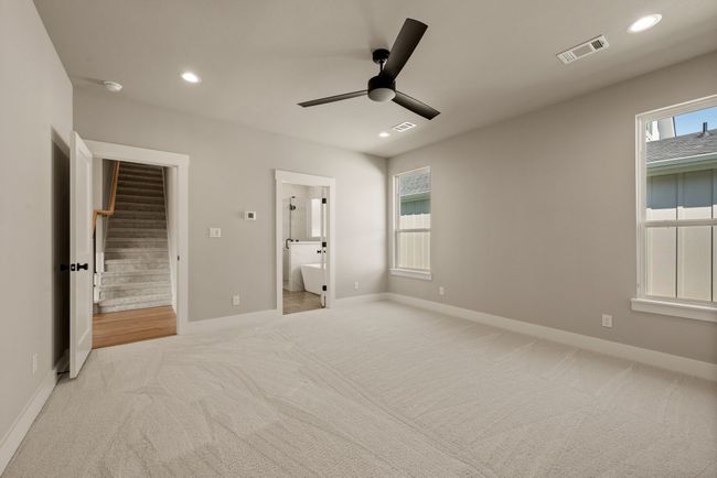 207 W 7 Th St, House other with 4 bedrooms, 3 bathrooms and null parking in Justin TX | Image 23