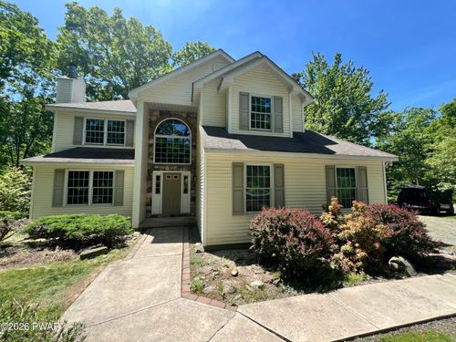 118 Country Club Dr, Hawley, PA, 18428 | Card Image