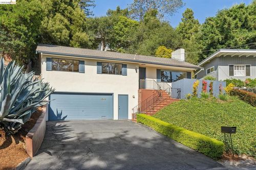 844 Blair Ave, Piedmont, CA, 94611-3447 | Card Image