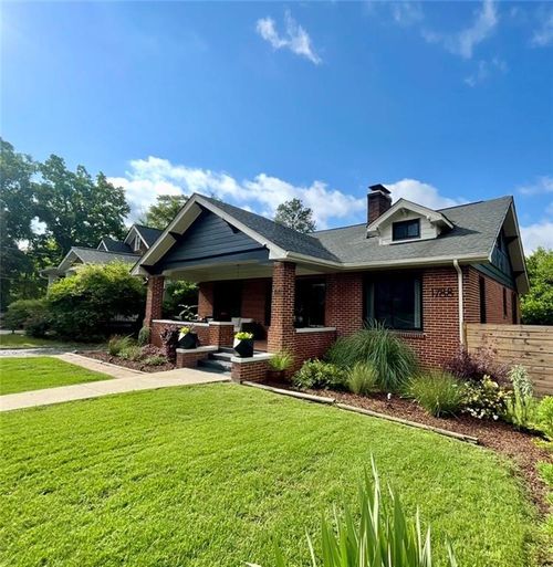 1788 Hawthorne Ave, Atlanta, GA, 30337-2046 | Card Image