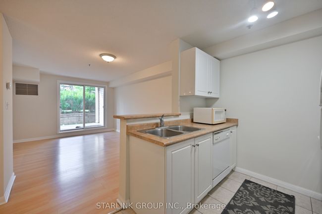 111 - 5225 Finch Ave E, Condo with 2 bedrooms, 1 bathrooms and 1 parking in Scarborough ON | Image 8