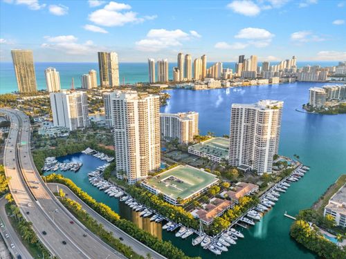 lph10-3530 Mystic Pointe Dr, Aventura, FL, 33180-4541 | Card Image