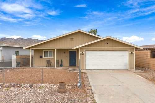 657 Citrus St, Bullhead City, AZ, 86442-6243 | Card Image