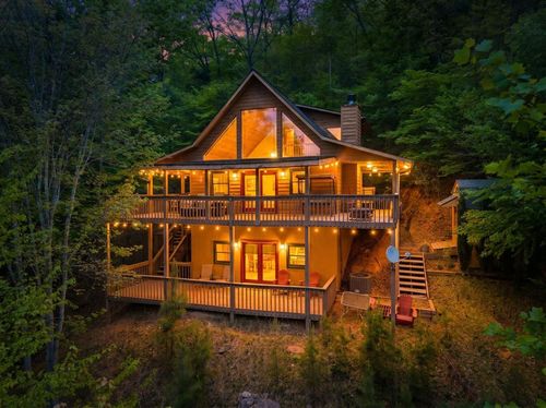 176 New Castle Rd, Murphy, NC, 28906 | Card Image