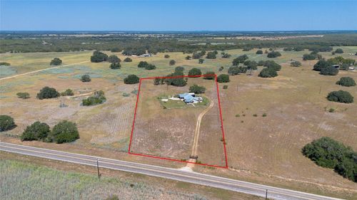 3752 Fm-77, Nixon, TX, 78140 | Card Image