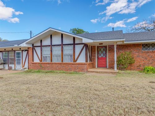 93902 N 2590 Rd, Geary, OK, 73040-4347 | Card Image