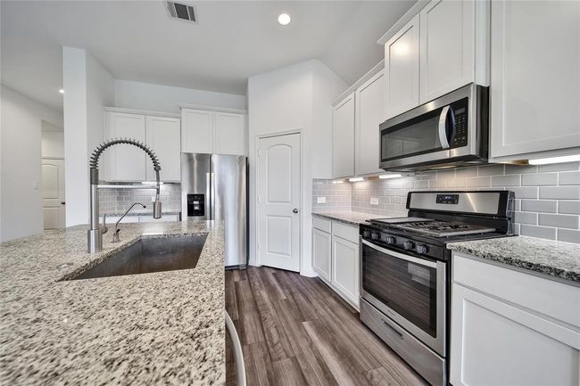 THE REFRIGERATOR IS INCLUDED! | Image 16