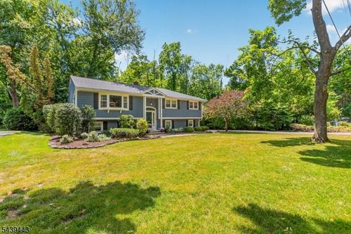 5 Drexel Ct, Boonton, NJ, 07005-1008 | Card Image
