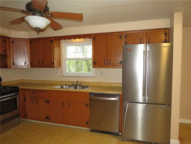 119 Snell Dr, House other with 5 bedrooms, 5 bathrooms and 2 parking in Coraopolis PA | Image 7
