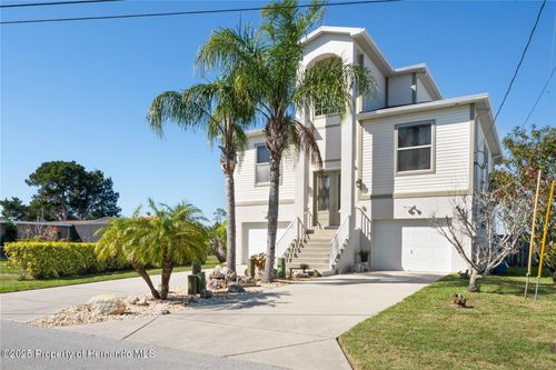 5100 Cedarbrook Ln, Hernando Beach, FL, 34607-2915 | Card Image