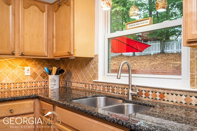 970 Cranberry Crk, House other with 4 bedrooms, 3 bathrooms and 2 parking in Roswell GA | Image 25