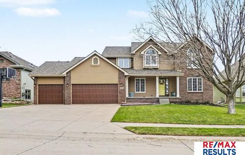 5913 S 166th St, Omaha, NE, 68135-2389 | Card Image