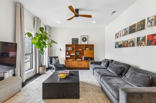 204-1404 Norwalk Ln, Austin, TX, 78703-3757 | Card Image