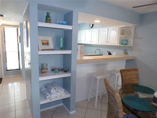 UNIT-207 - 1801 Gulf Dr N, Condo with 2 bedrooms, 2 bathrooms and null parking in BRADENTON BEACH FL | Image 10