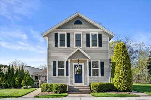 N116W16416 Main St, Germantown, WI, 53022-2546 | Card Image