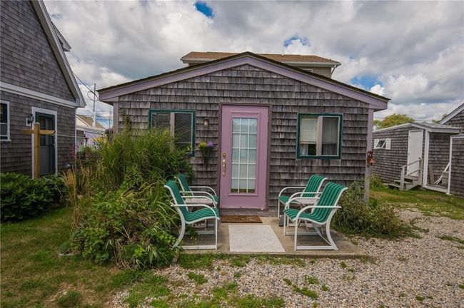 9 Lane Three, House other with 1 bedrooms, 1 bathrooms and 2 parking in Narragansett RI | Image 1
