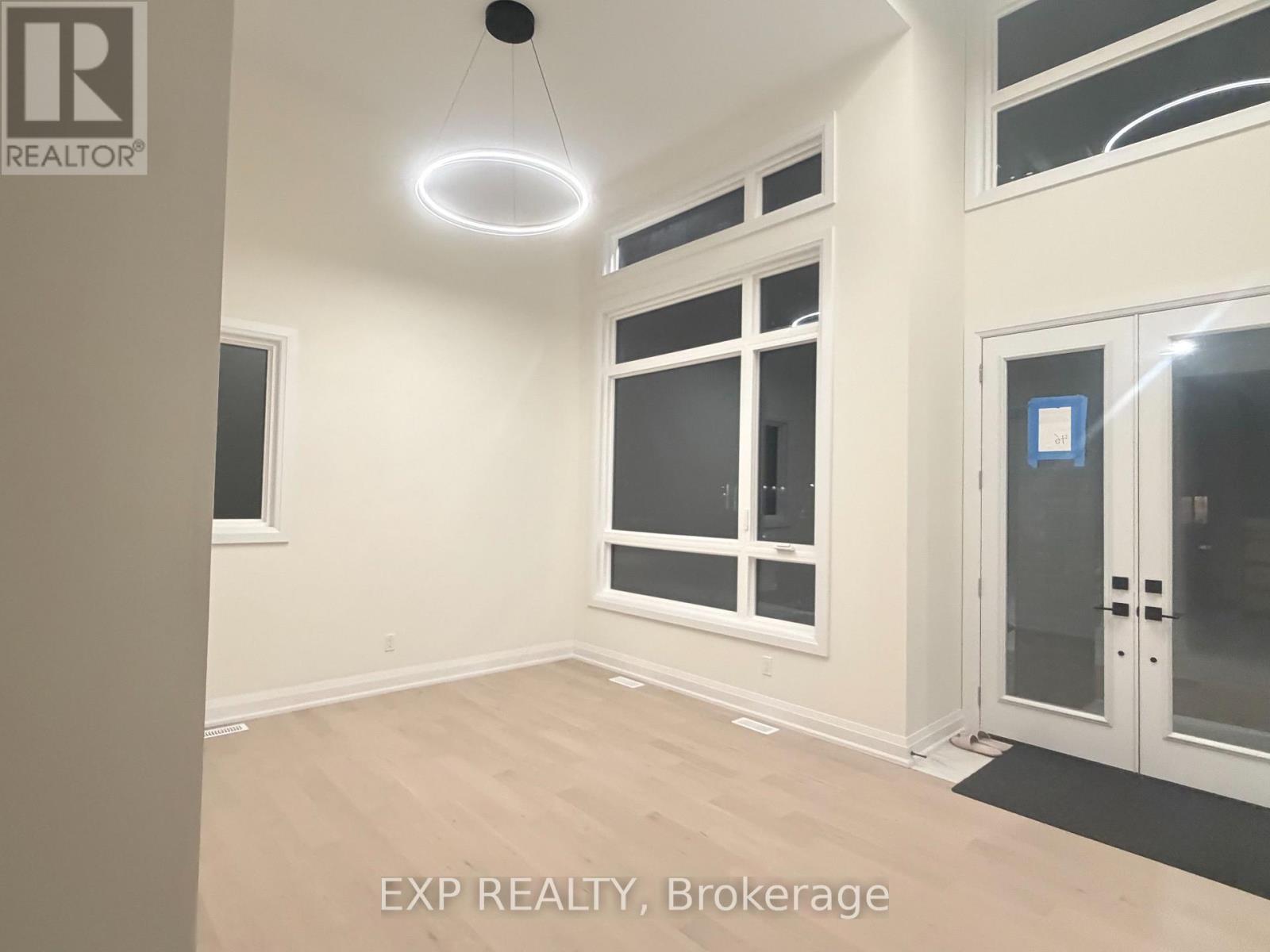 Residential Lease in Niagara Falls (Marineland) 2