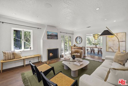 8316 Maple Dr, LOS ANGELES, CA, 90046-1940 | Card Image