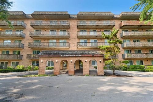 110-512 Redondo Dr, Downers Grove, IL, 60516-4611 | Card Image