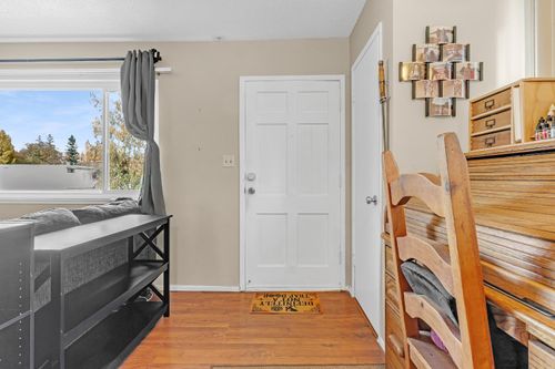 apt-4-9001 Casals St, Sacramento, CA, 95826-3218 | Card Image