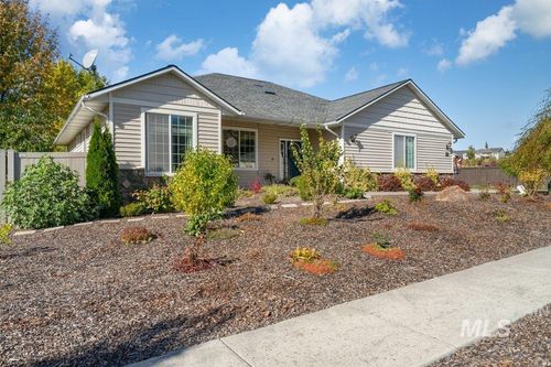865 Fairview Dr, Moscow, ID, 83843-9755 | Card Image