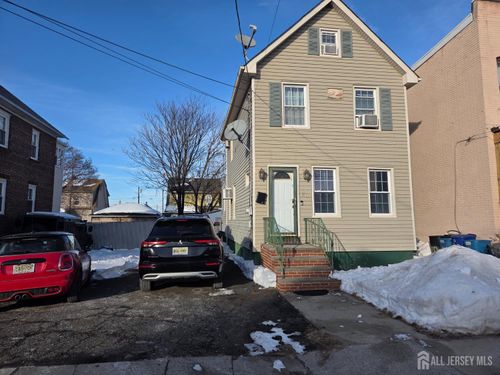20 Lincoln Ave, Carteret, NJ, 07008-3115 | Card Image