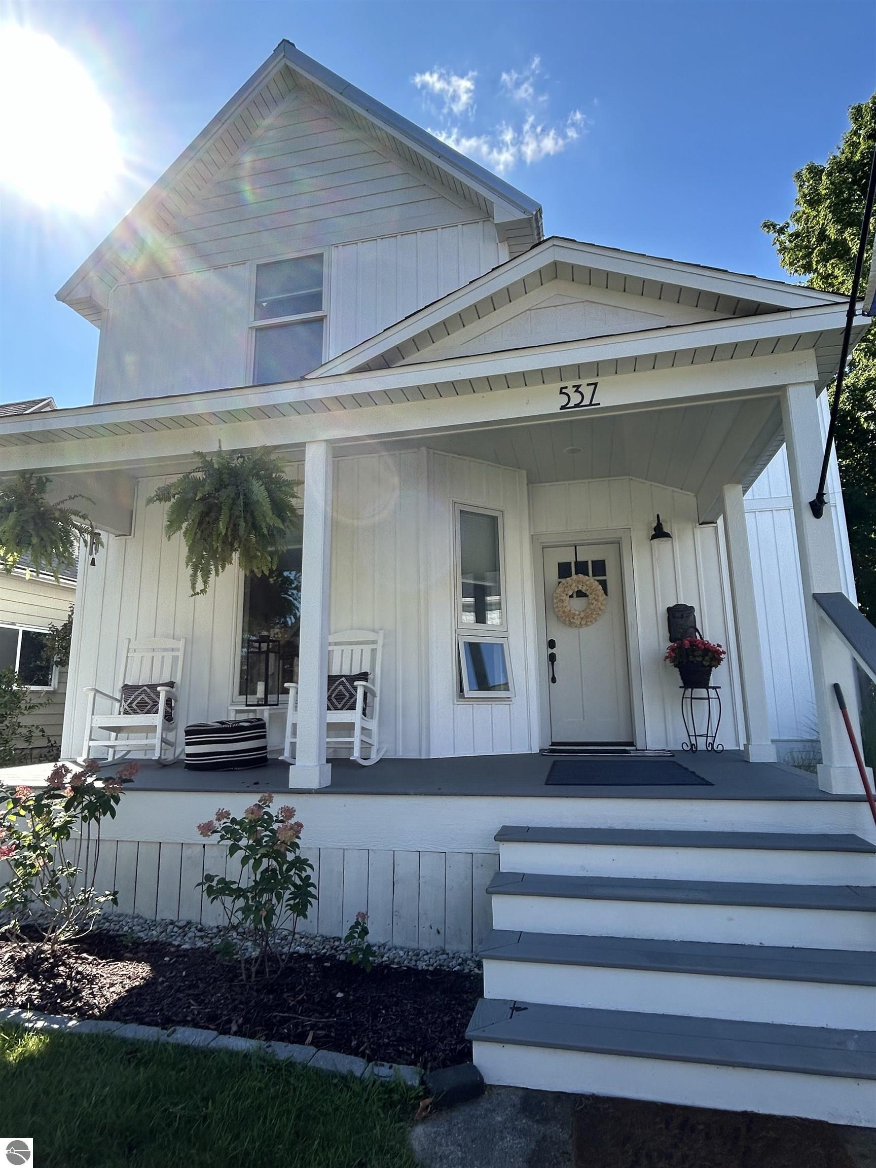 11th St, Traverse City, MI 49684
