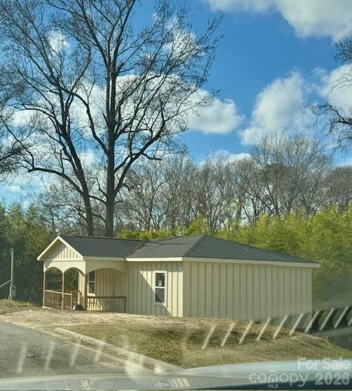 38 Poplar St, Great Falls, SC, 29055-1831 | Card Image