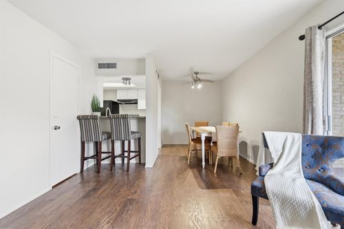 apt-2078-12818 Midway Rd, Dallas, TX, 75244-6395 | Card Image