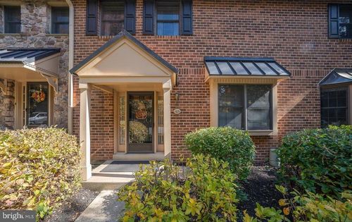 105 Putney Ln, MALVERN, PA, 19355-3206 | Card Image