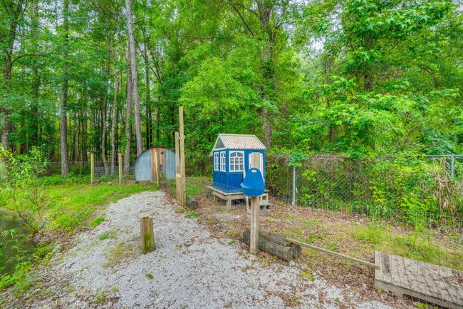 Chicken Coop | Image 27