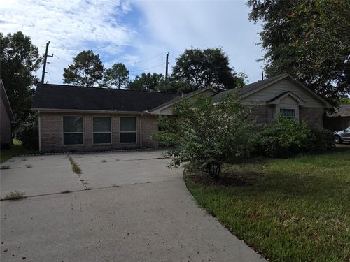 2810 Poplar Creek Ln, Pearland, TX, 77584-2011 | Card Image