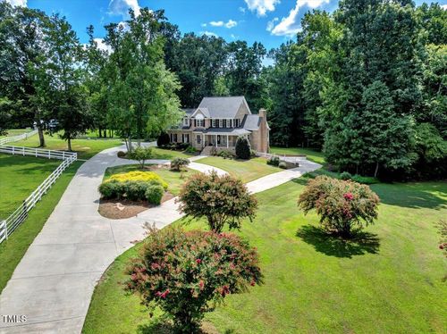 1086 Roberts Chapel Rd, Stem, NC, 27581-9559 | Card Image